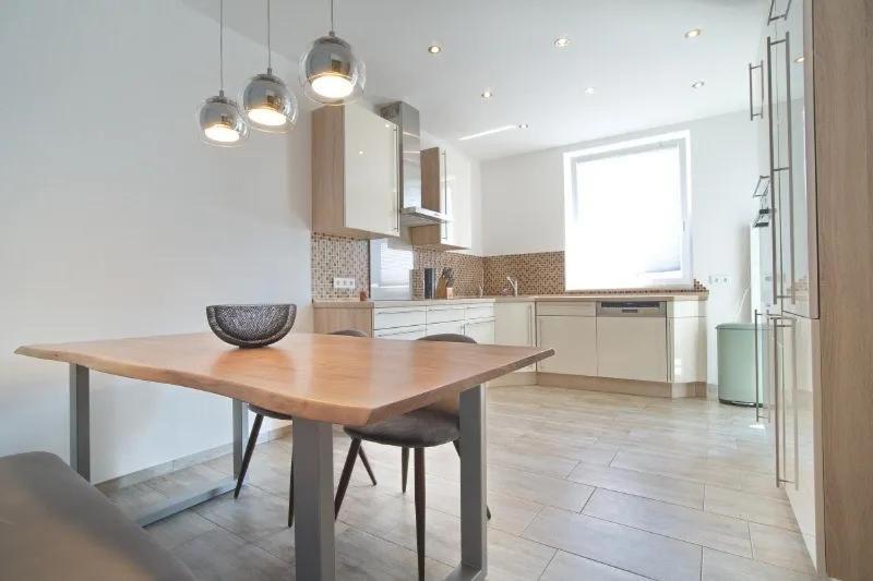 Luxurioese 2,5 Zimmer Oase Komplett Ausgestattet In Top Lage Essen Exterior foto